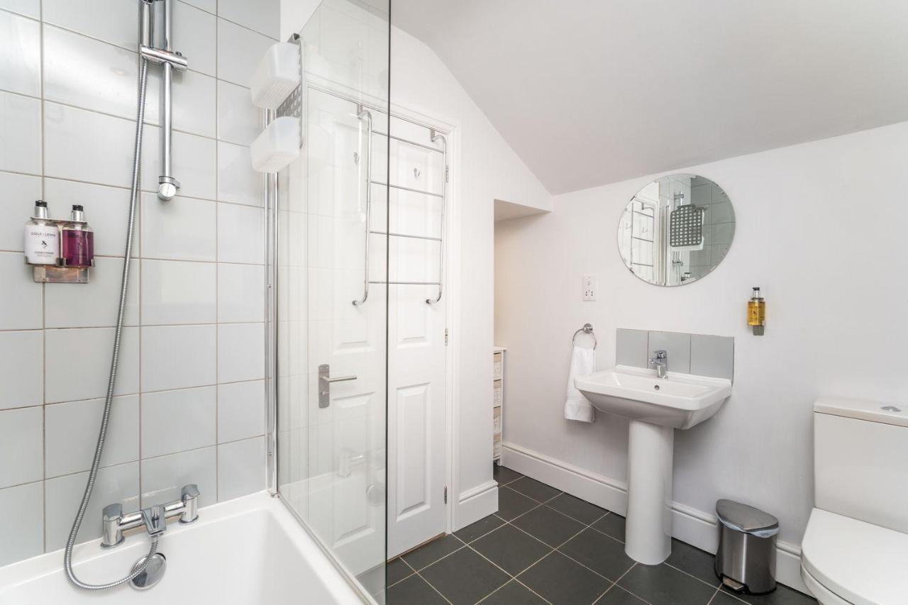 3 The Townhouse Villa Keswick  Ngoại thất bức ảnh